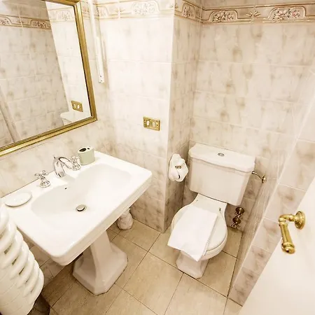 Heart Milan Apartments Duomo Castello Room photo
